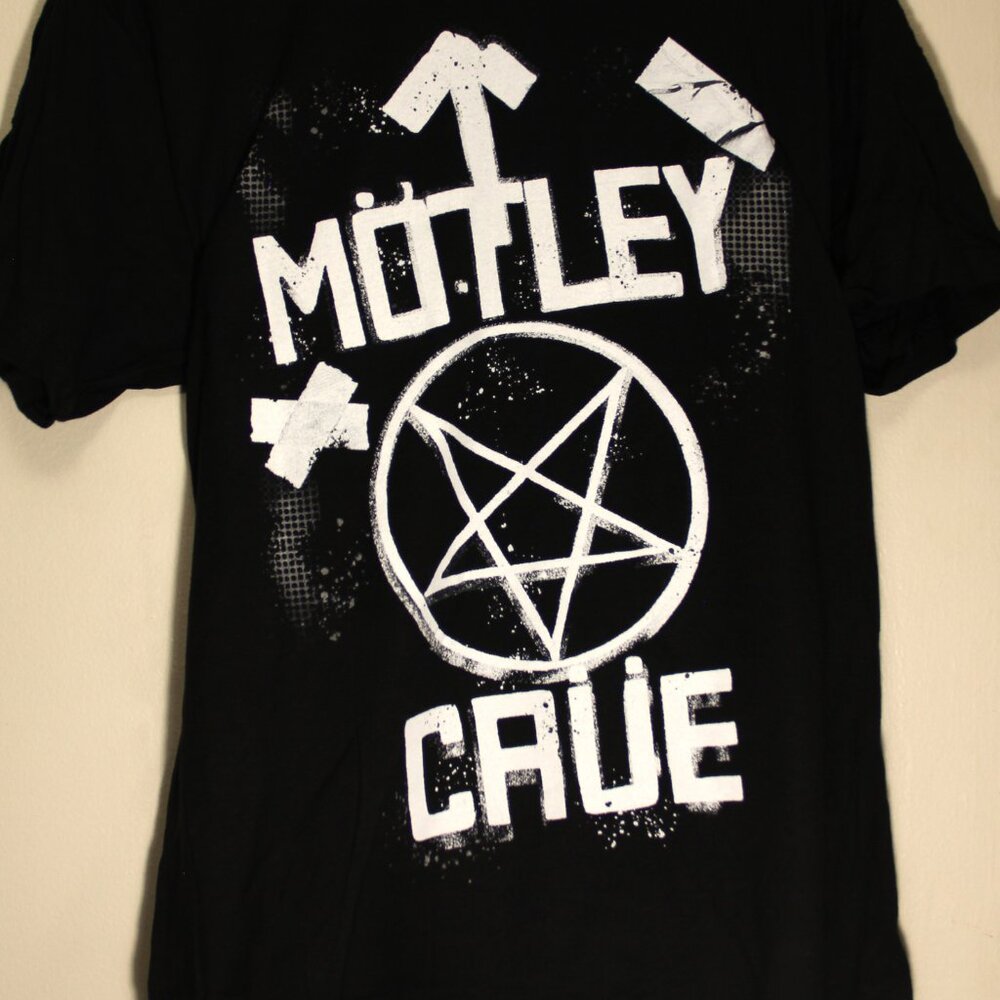 Motley Crue "Pentagram" Tour T-shirt (Size Large)